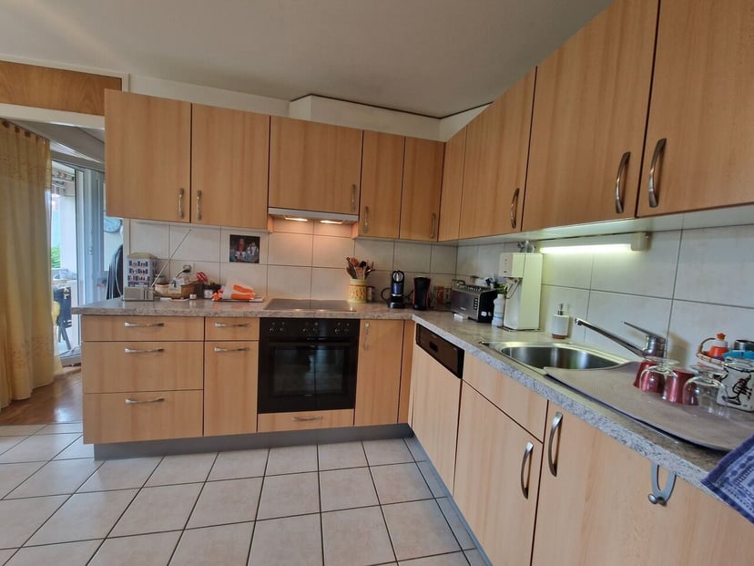 A Porrentruy bel appartement de 4.5 pièces avec ascenseur et balcon - photo 2