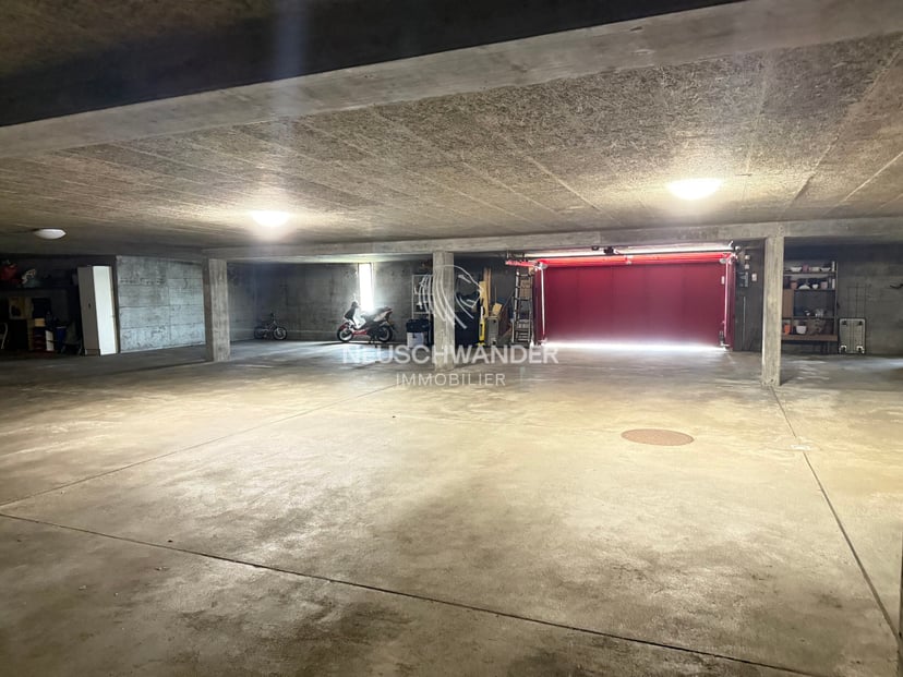 À vendre place de parc dans un parking souterrain à Delémont - photo 4