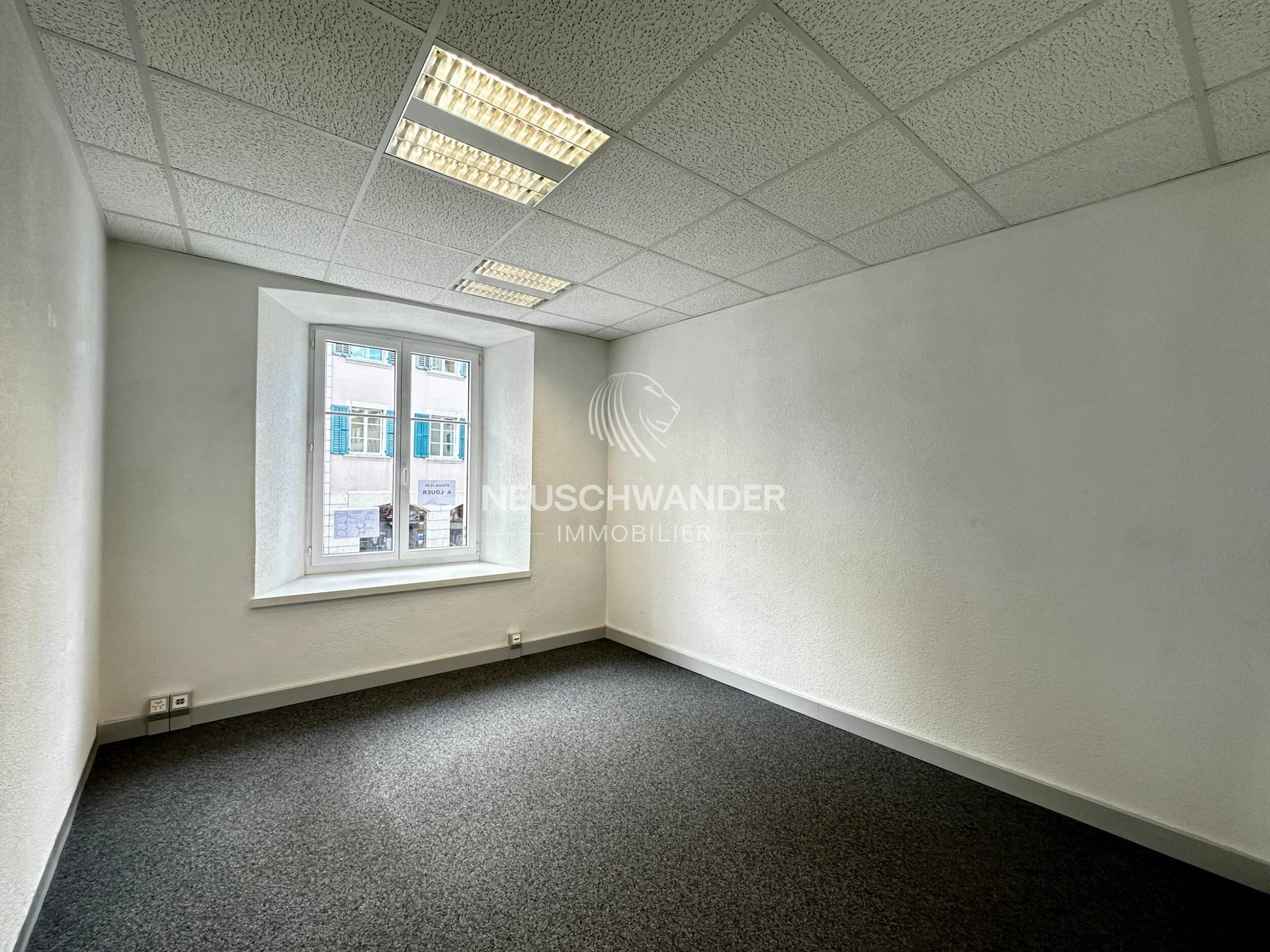 Local moderne de 5.5 pièces au 1er étage à louer à Delémont - photo 3