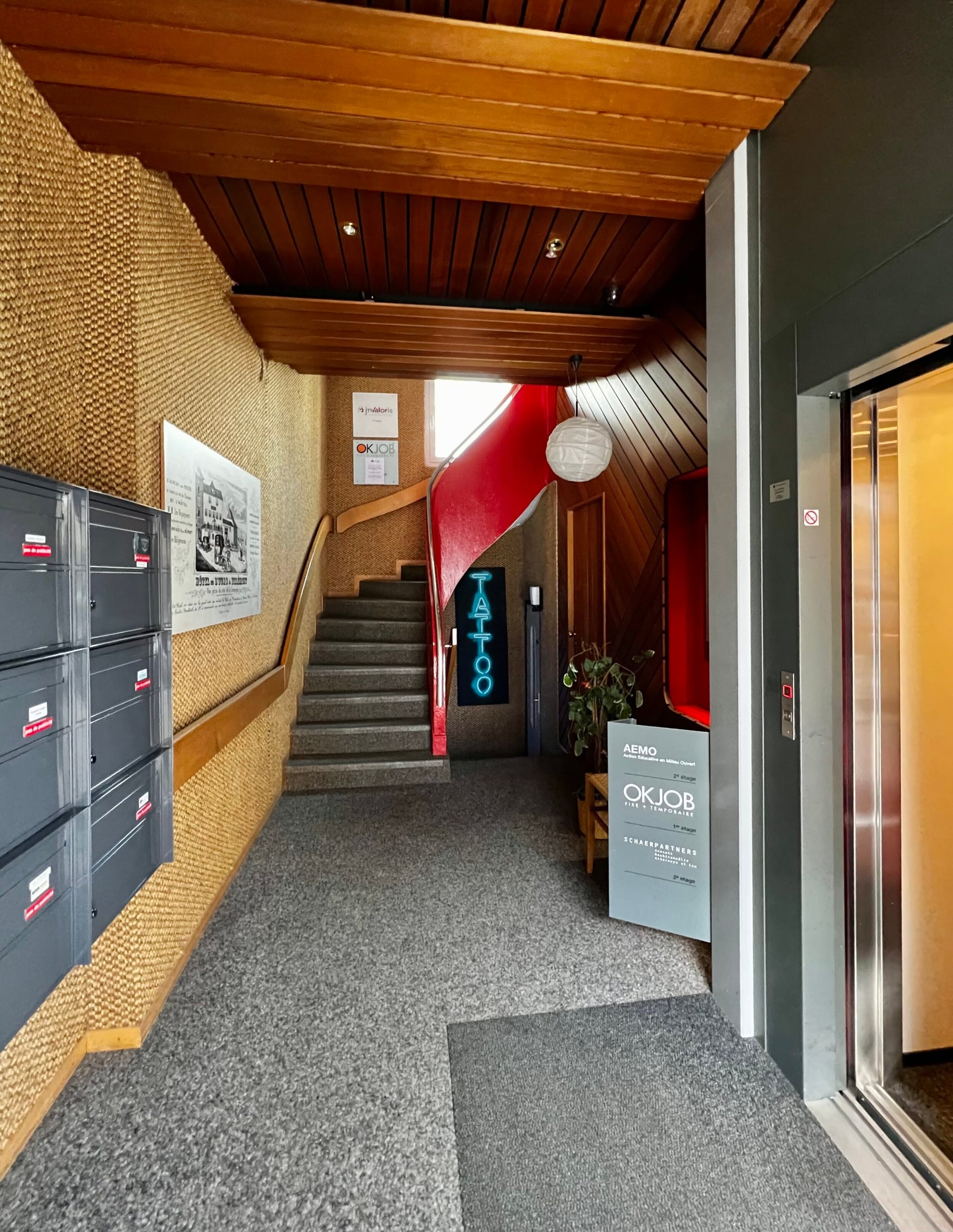 À louer à Delémont bureau de 6 pièces au 2ème étage - photo 3