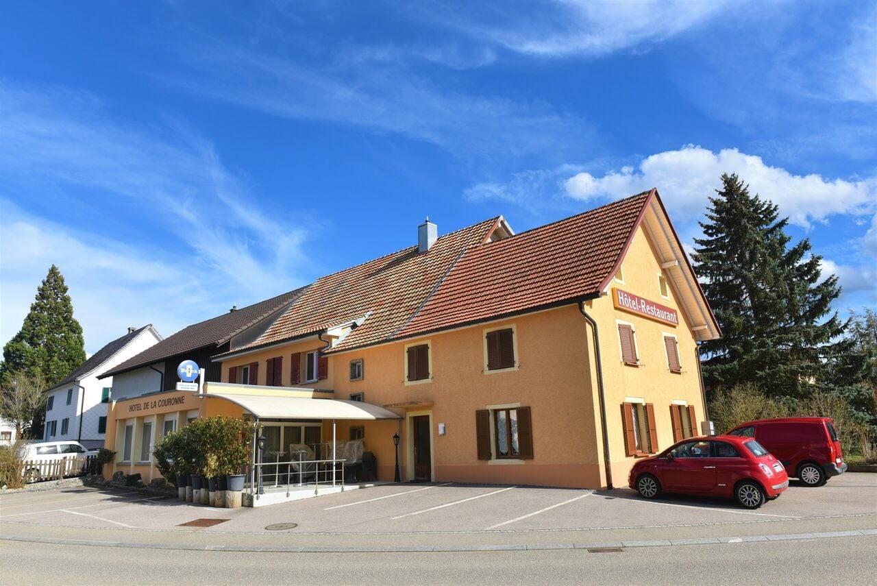 Hôtel-restaurant réputé à Bure avec appartement de fonction - photo 1