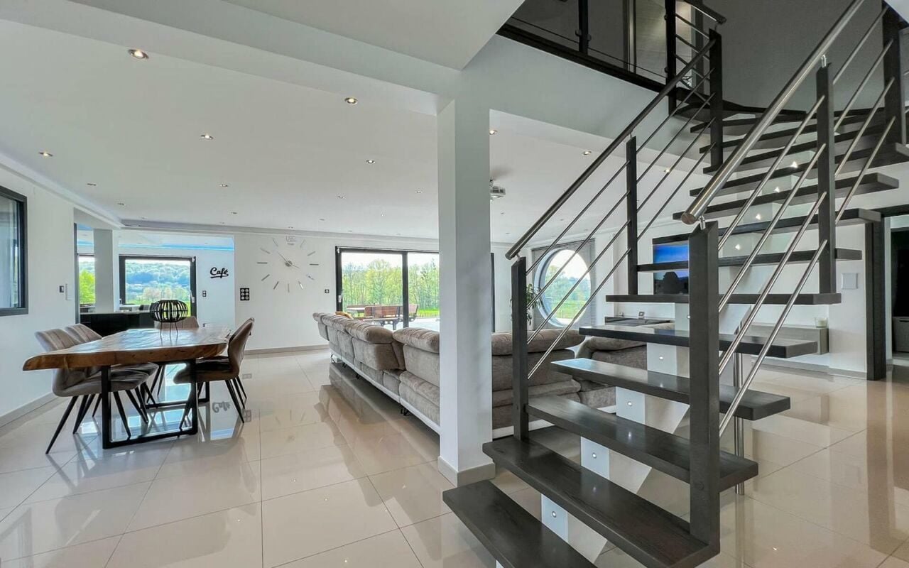 À I'isle sur le Doubs villa élégante de 8 pièces à vendre - photo 5