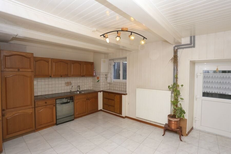 Grande bâtisse rénovée de 8 pièces à vendre à Alle - photo 5