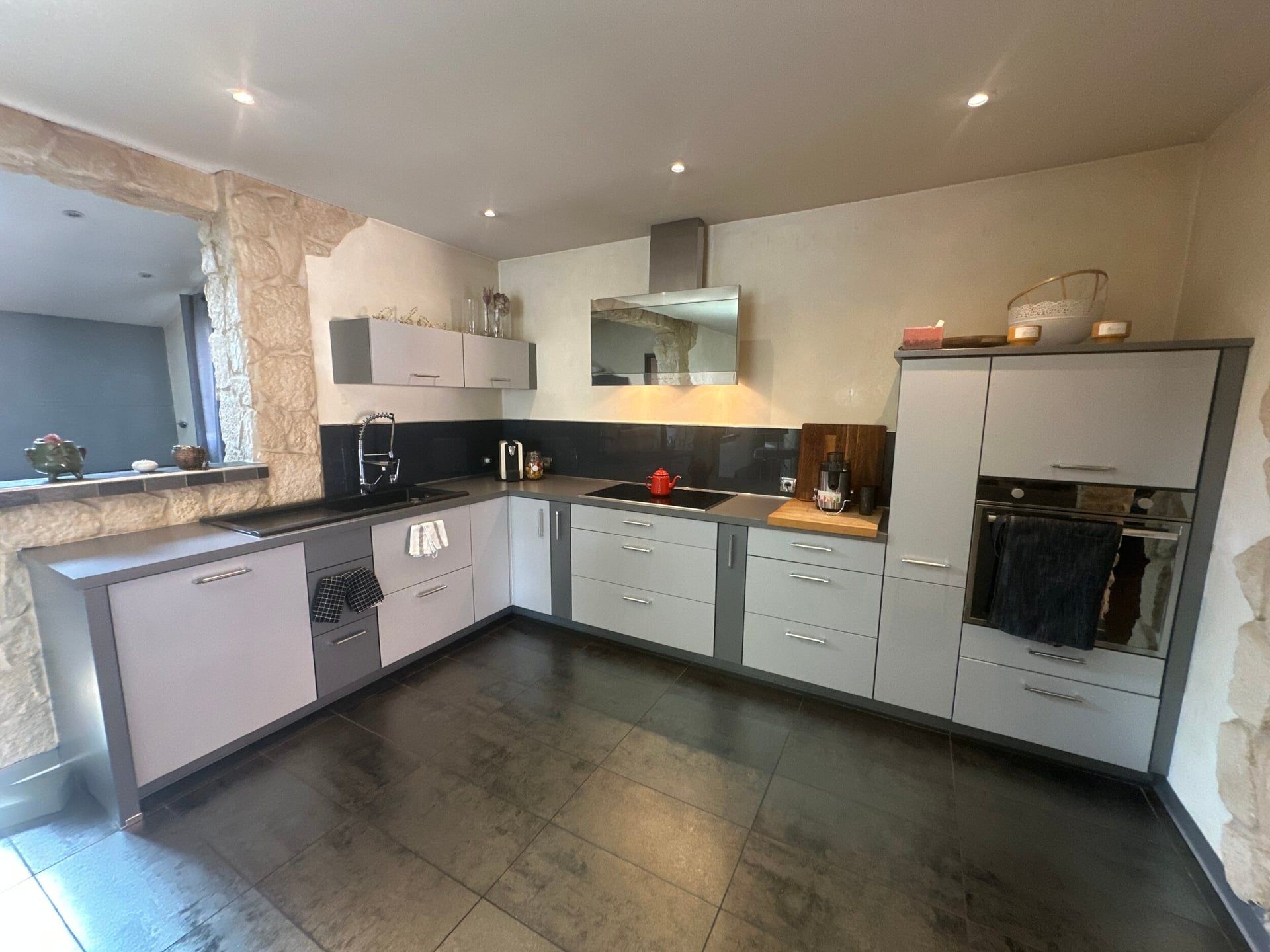 À vendre charmante maison de 6.5 pièces à Feldbach - photo 2