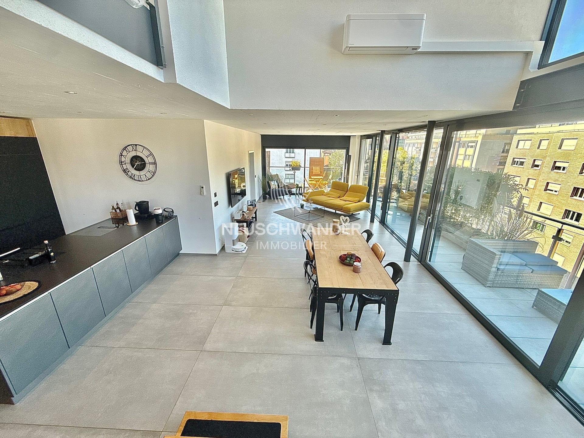 Splendide attique en duplex de 6.5 pièces à vendre à Delémont - photo 2