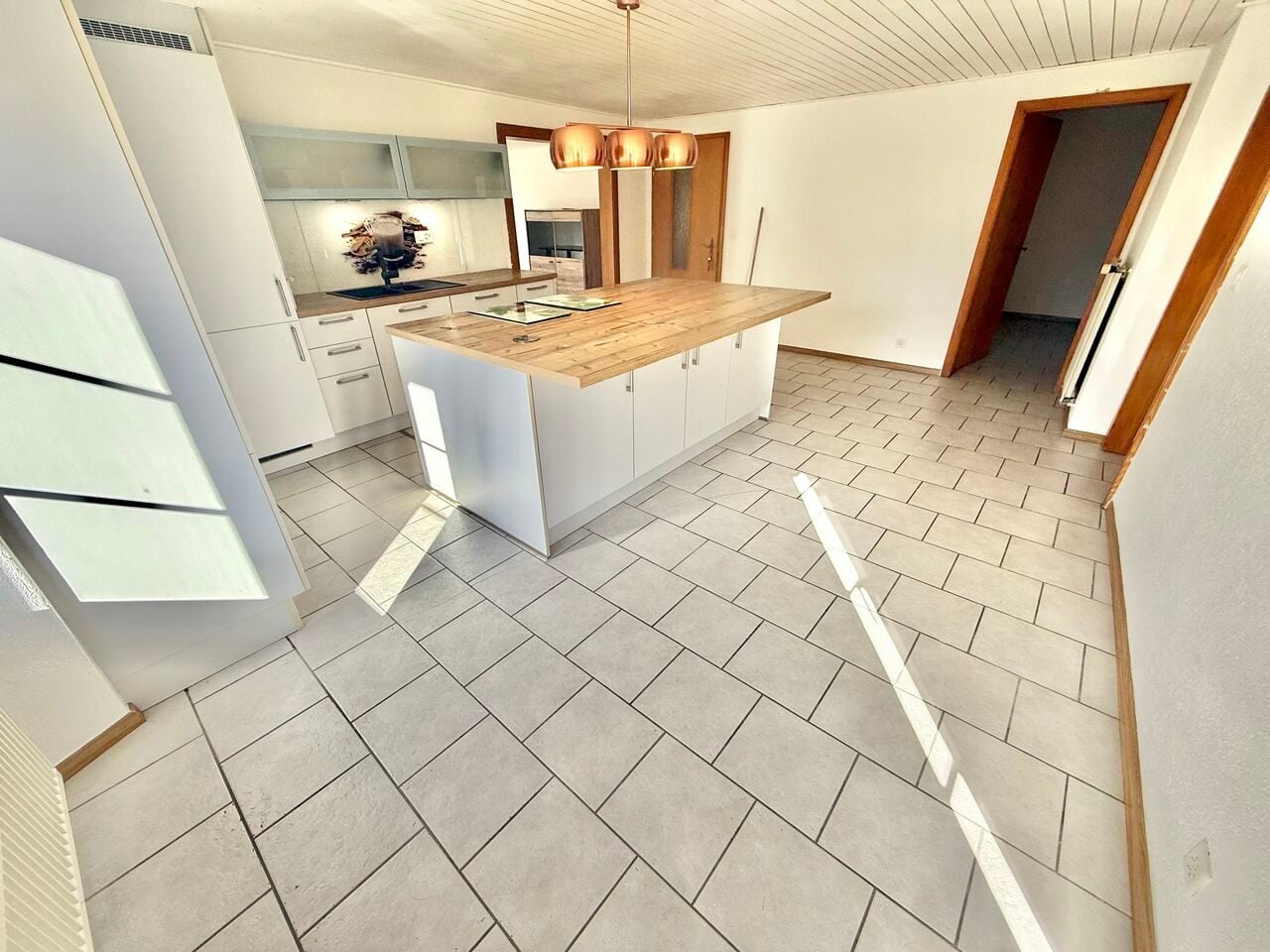 À vendre maison de 2 appartements rénovés à Courchapoix - photo 5