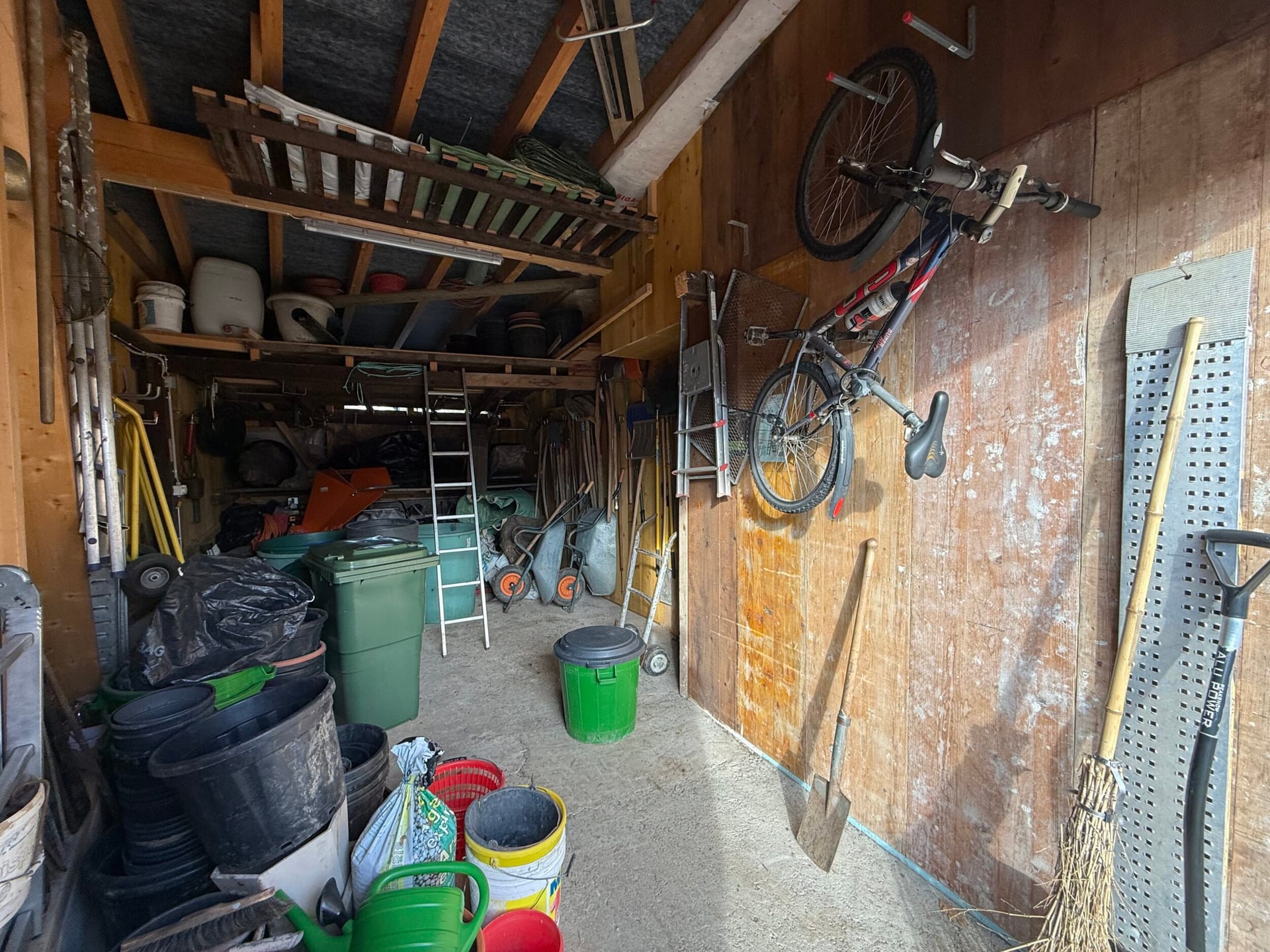 À vendre à Courchapoix maison de 2 appartements et 1 atelier - photo 5