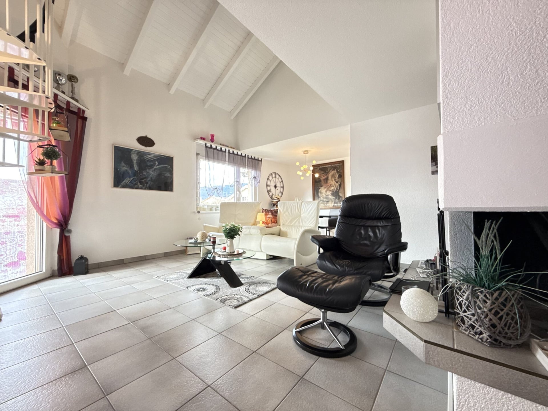 À Bassecourt appartement de 4.5 pièces avec mezzanine à vendre - photo 2