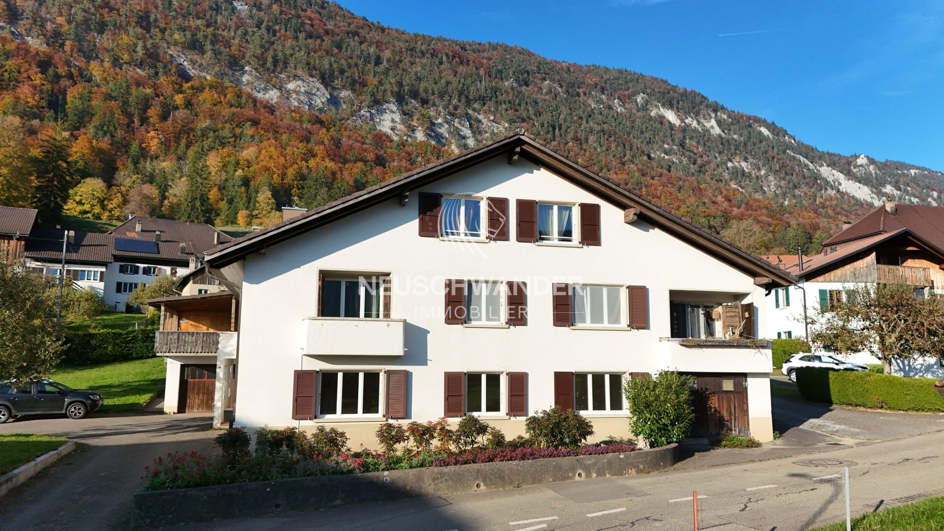 Maison locative de 3 appartements à vendre à Belprahon - photo 1