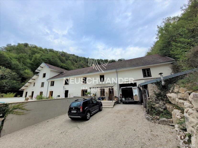 Ancien moulin réhabilité avec habitation et chambres d'hôtes à vendre - photo 2