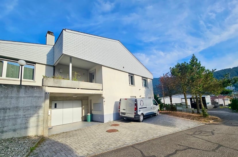 À vendre villa de 4.5 pièces et 160.3 m² à Moutier - photo 1