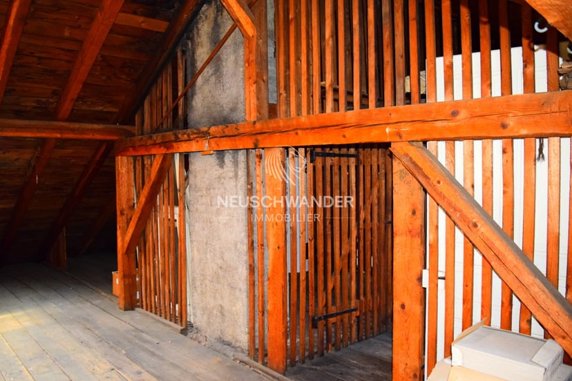 À vendre à Moutier immeuble de rendement de 3 logements et 1 commerce - photo 4