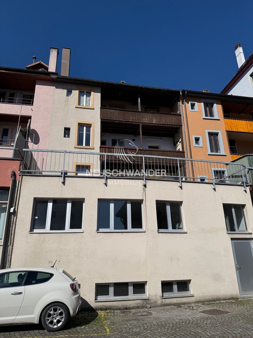 À vendre à Moutier immeuble de rendement de 3 logements et 1 commerce - photo 5