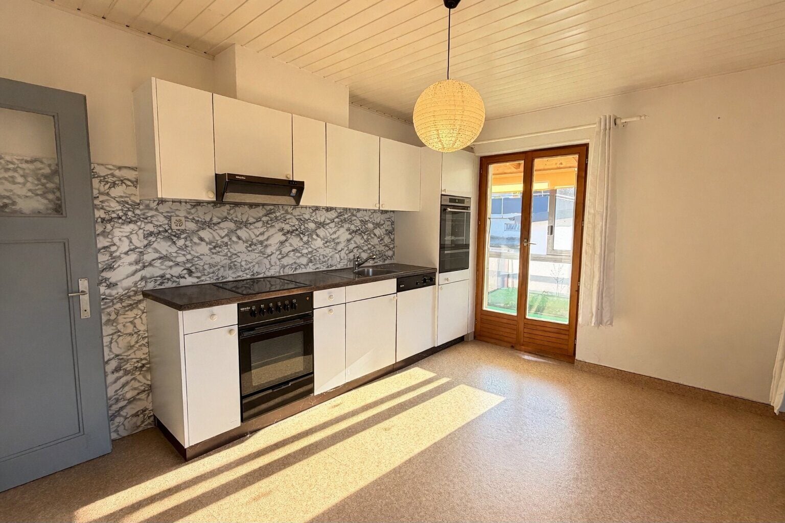 À vendre maison de 5 pièces avec grand jardin arboré à Courtedoux - photo 2