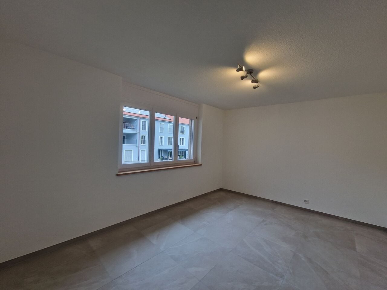 Dans le village de Alle appartement de 4.5 pièces à vendre - photo 5