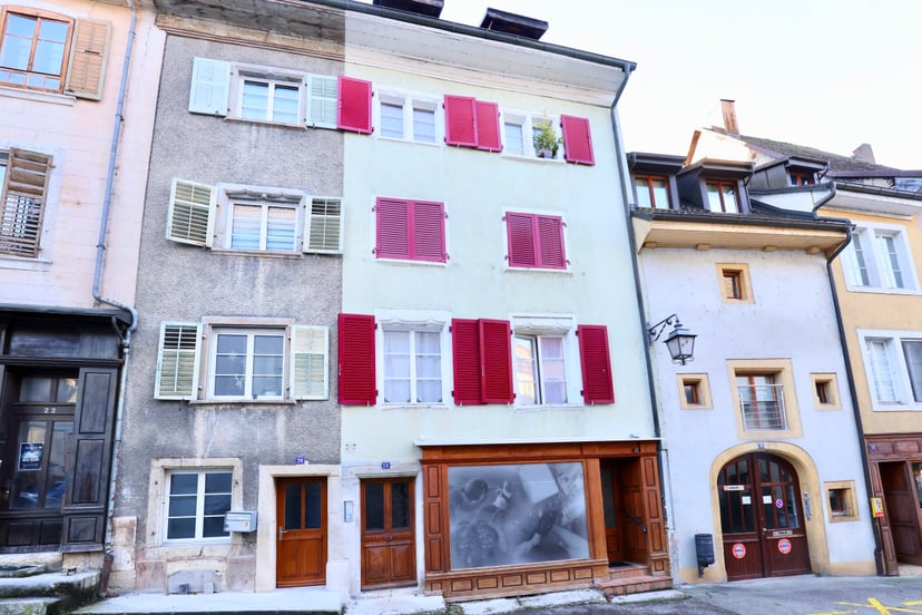 Immeuble de 4 logements et 1 surface commerciale à vendre à Porrentruy - photo 1