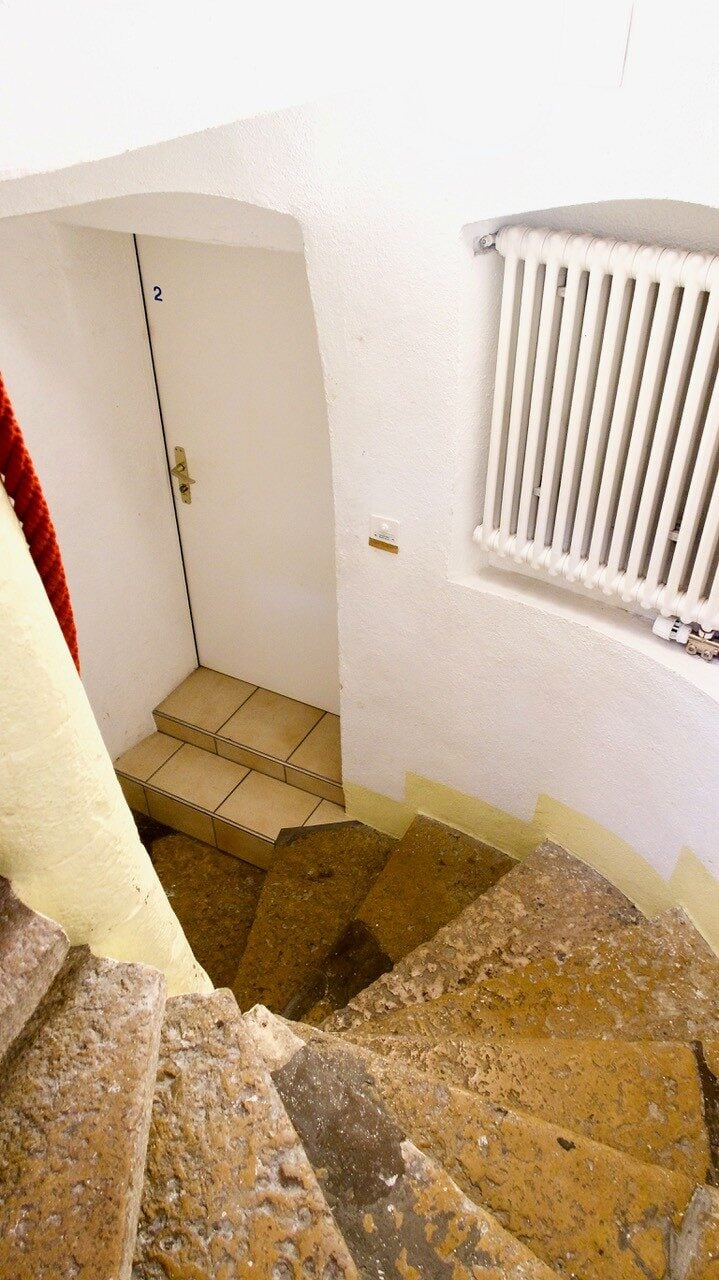 Immeuble de 4 logements et 1 surface commerciale à vendre à Porrentruy - photo 3